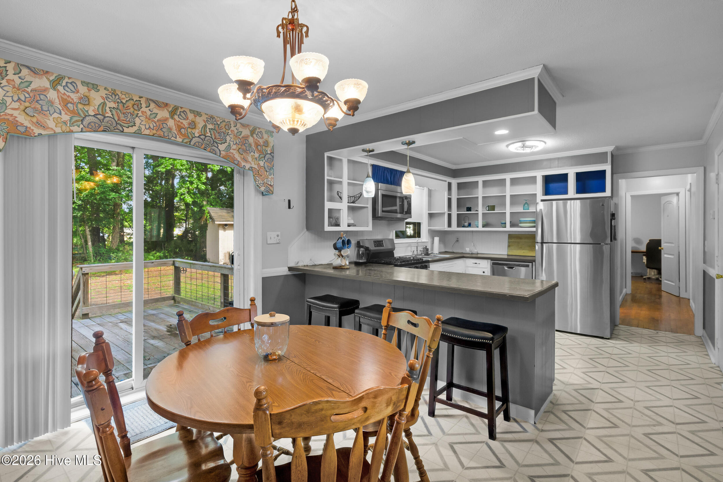 4007 Dennis McLawhorn Road Ayden, NC 28513 - Photo 10 of 33 Dining