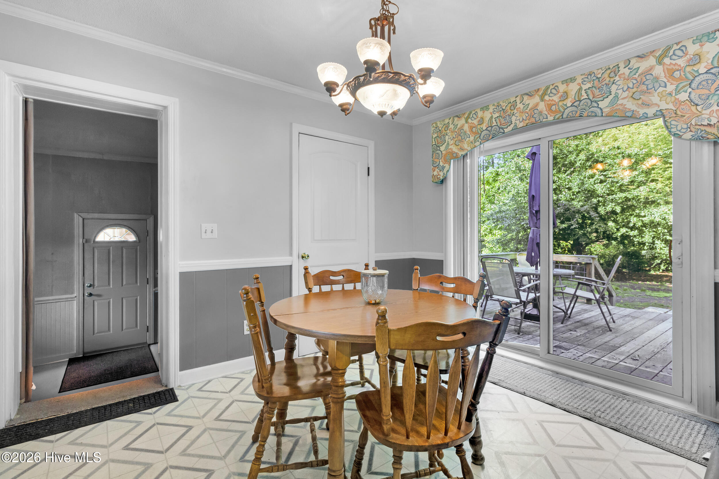 4007 Dennis McLawhorn Road Ayden, NC 28513 - Photo 3 of 33 Dining