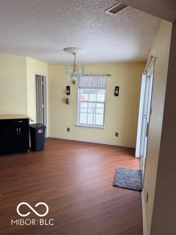 $2,100 | 2992 Sentiment Lane, Greenwood, IN 46143