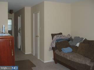 10618 Lockart Road Philadelphia, PA 19116 - Photo 4 of 6 Gallery Image 4