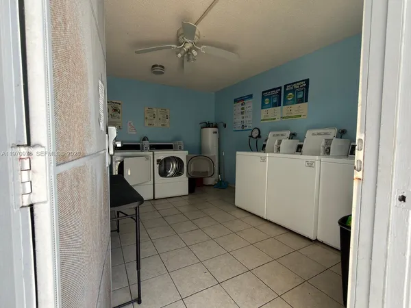 $1,500 | 30 Southeast 4th Avenue, Unit 103, Hallandale Beach, FL 33009