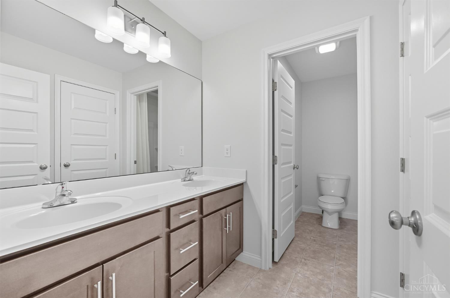 5280 Mariners Way Hamilton, OH 45011 - Photo 25 of 54