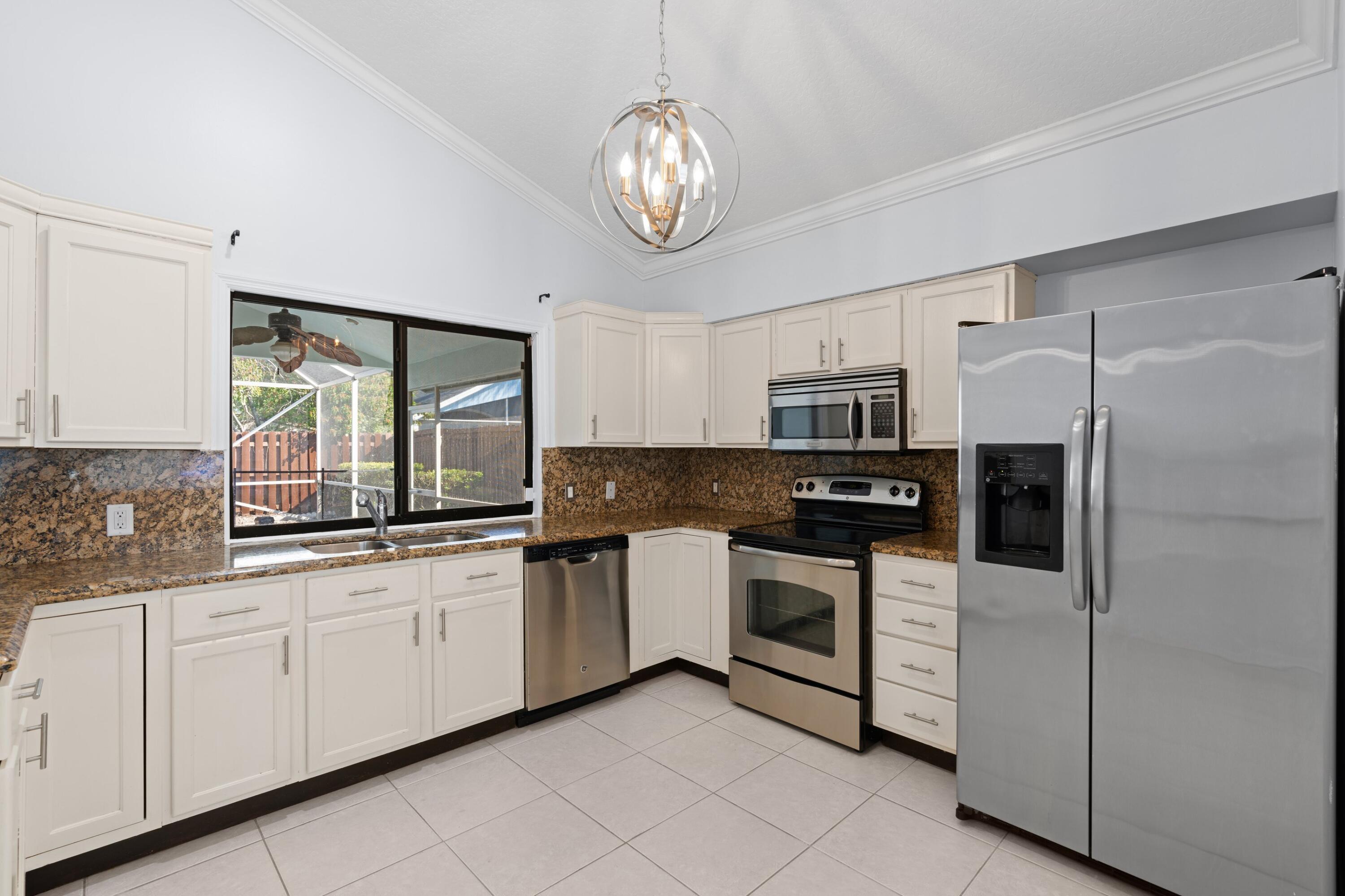 6039 Dimond Street Jupiter, FL 33458 - Photo 11 of 33 DSC05689.jpg-SMALL