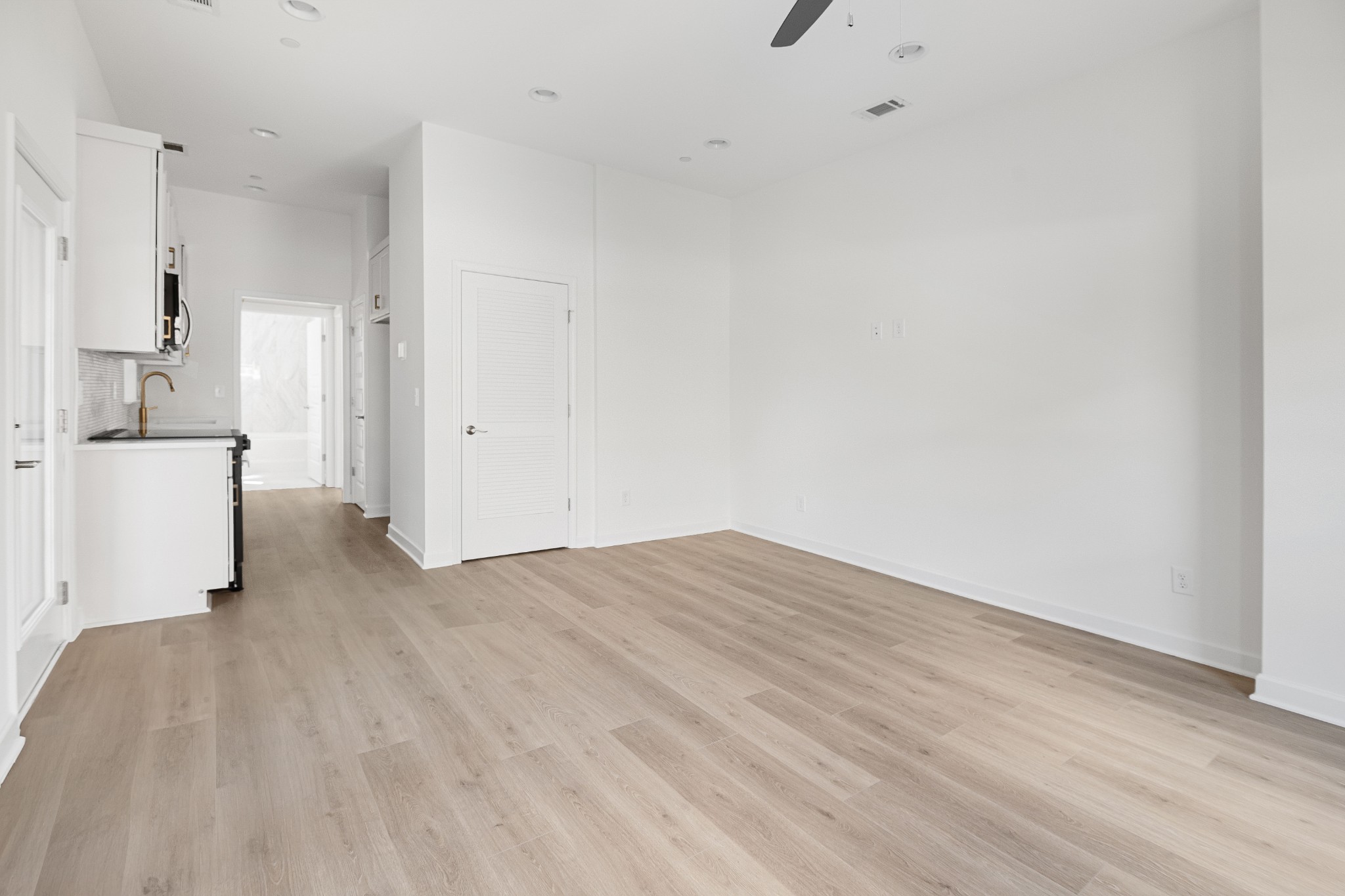 357 A Wellows Chase Spring Hill Spring Hill, TN 37174 - Photo 4 of 12