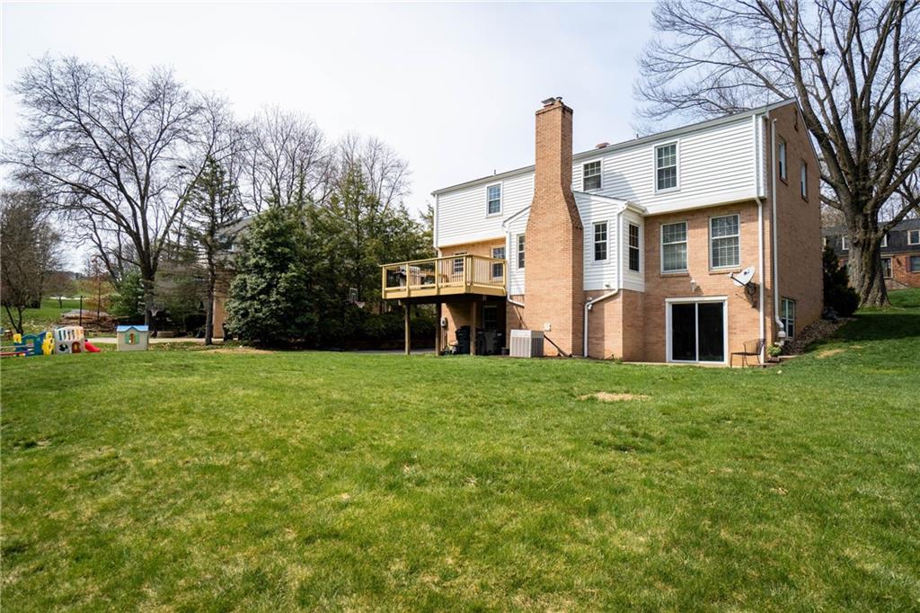 1678 Swanson Lane Pittsburgh, PA 15241 - Photo 19 of 21 Gallery Image 19