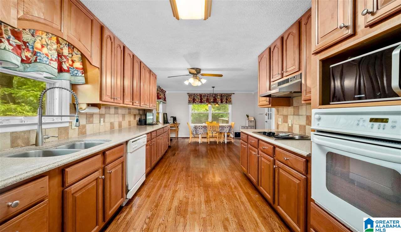 4749 Caldwell Mill Road Birmingham, AL 35243 - Photo 10 of 38
