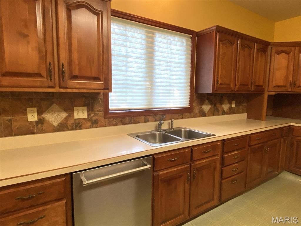 116 Red Fox Road Belleville, IL 62223 - Photo 26 of 94