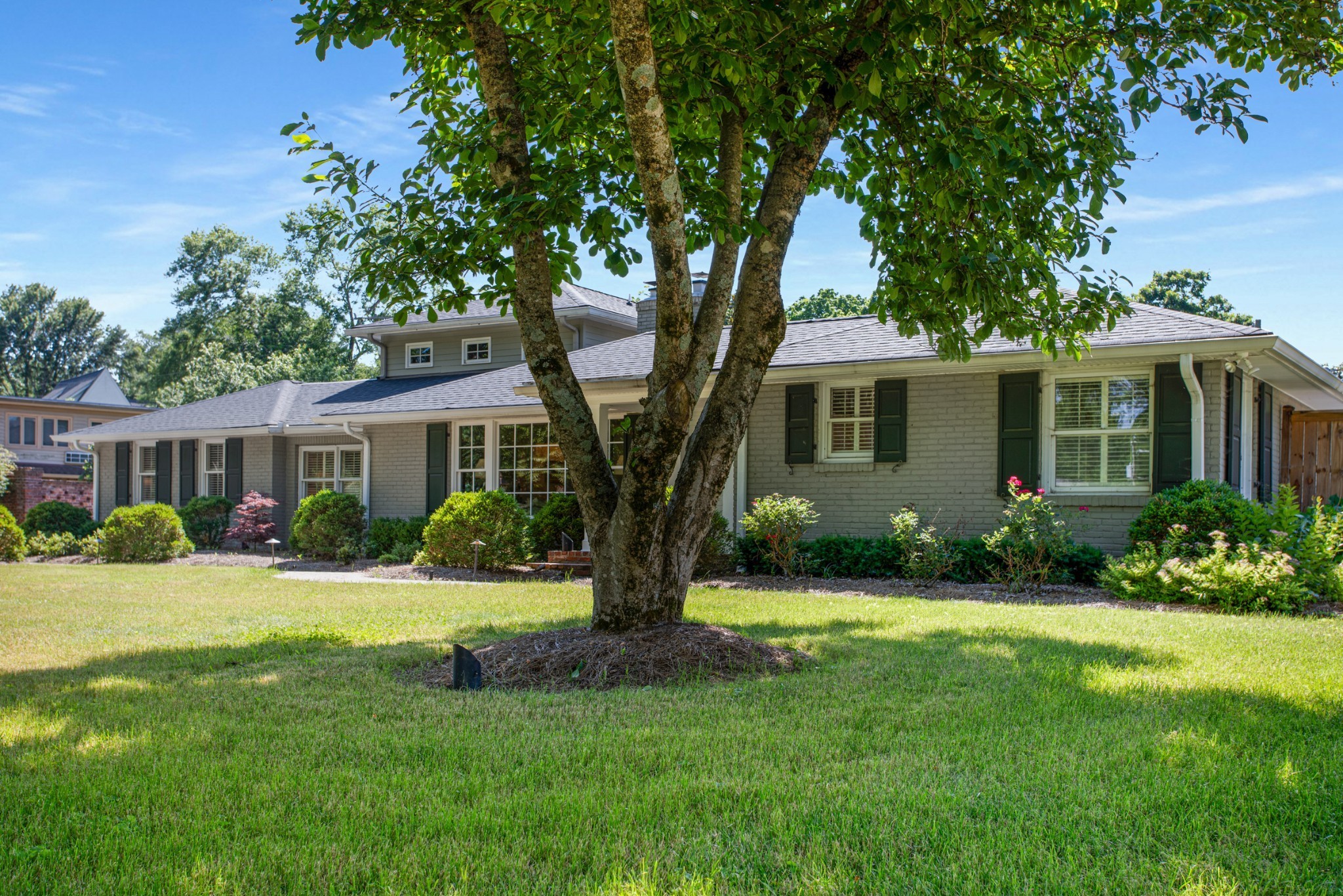 219 Page Road Nashville, TN 37205 - Photo 6 of 48 Gallery Image 6