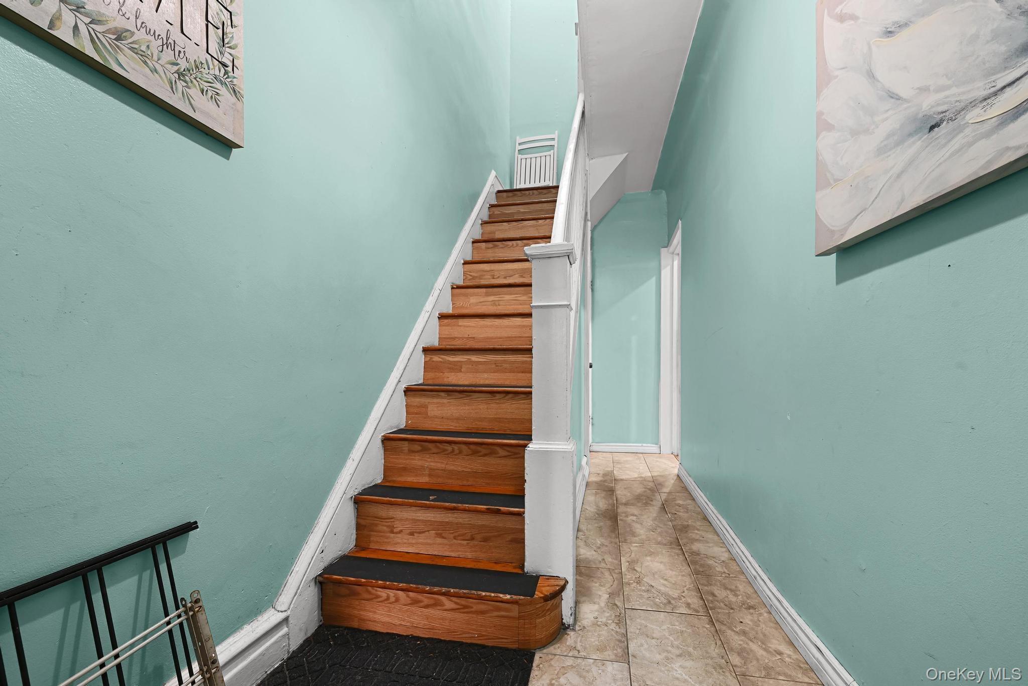 90-16 76th Street Queens, NY 11421 - Photo 22 of 28 a view of entryway