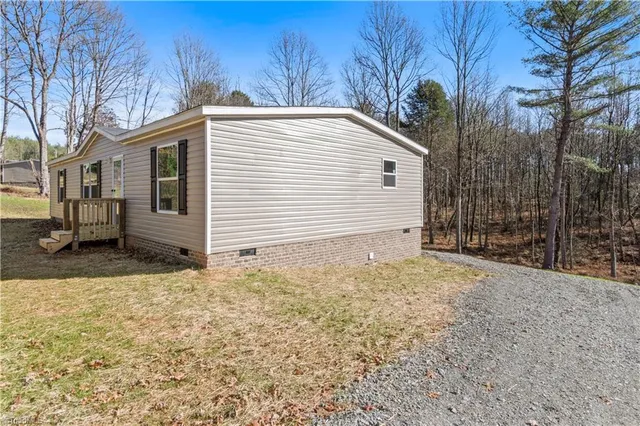 $218,000 | 251 Center Lane, Thurmond, NC 28683
