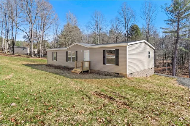 $218,000 | 251 Center Lane, Thurmond, NC 28683
