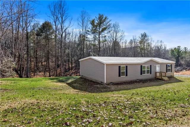 $218,000 | 251 Center Lane, Thurmond, NC 28683