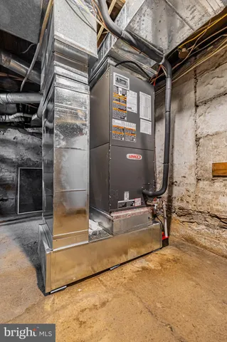 a kitchen that has a sink and a stove