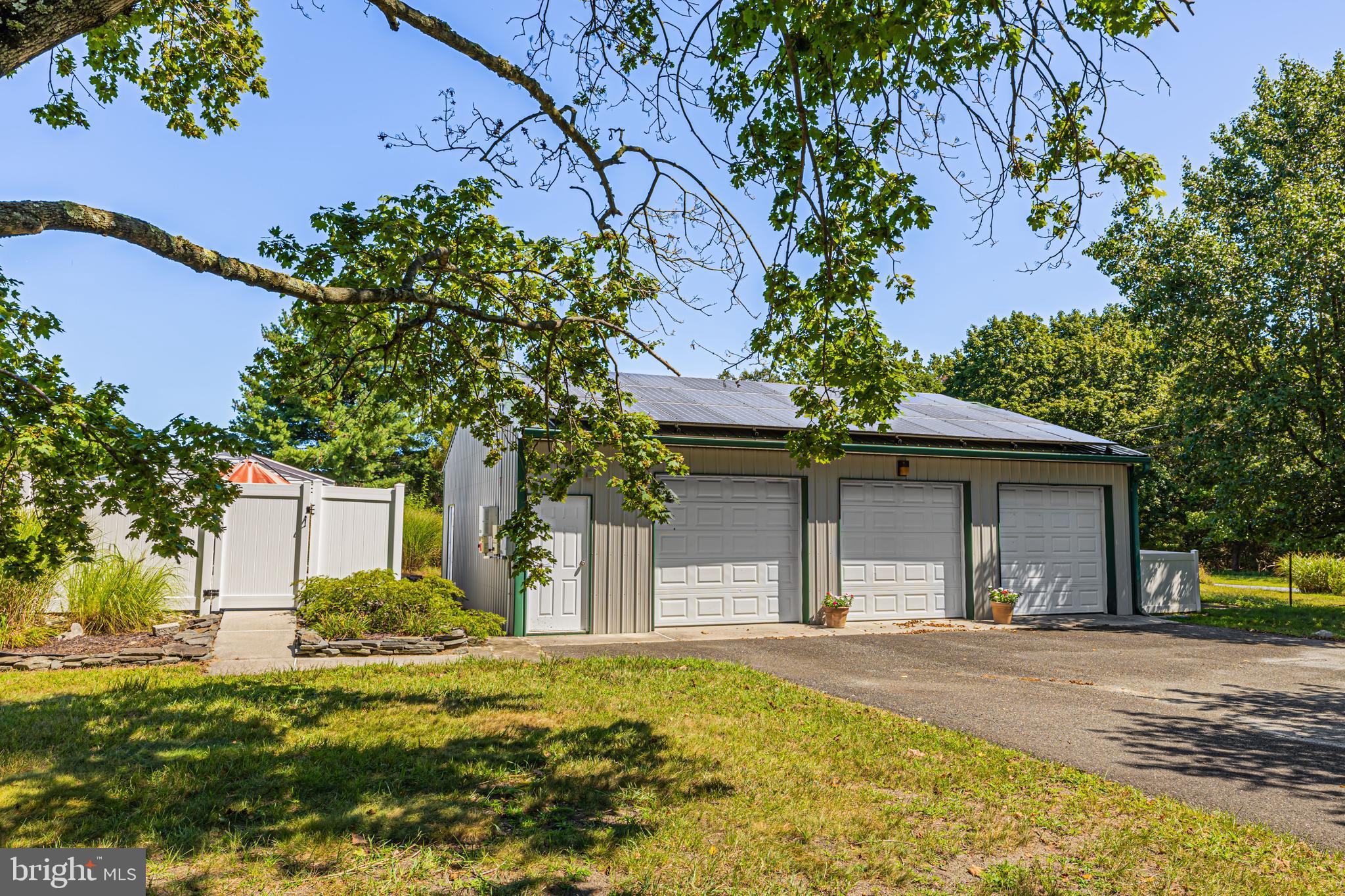 1148 Chew Road Waterford Works, NJ 08089 - Photo 3 of 27