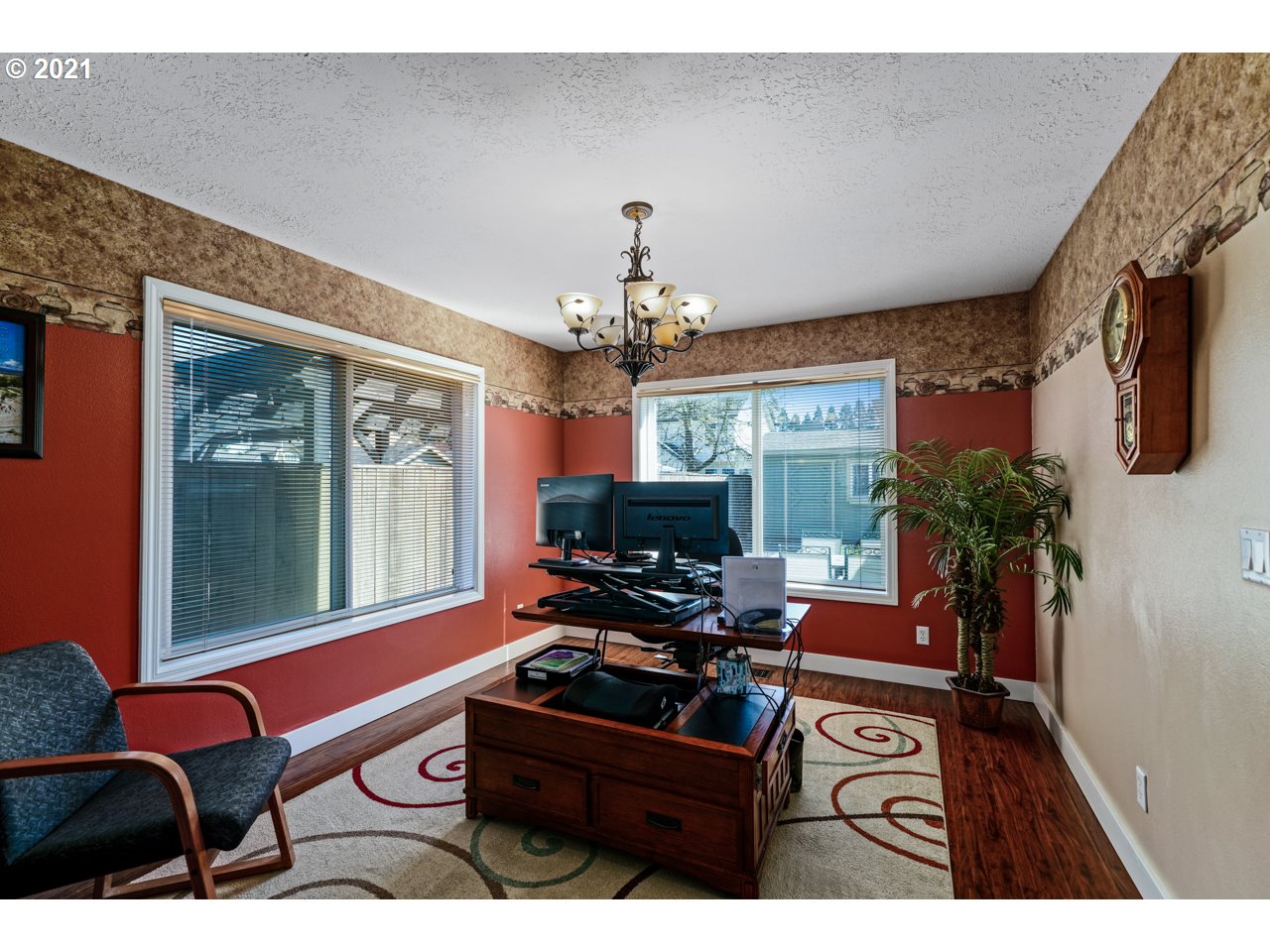 1286 Keystone Loop Northeast Keizer, OR 97303 - Photo 11 of 32 Gallery Image 11