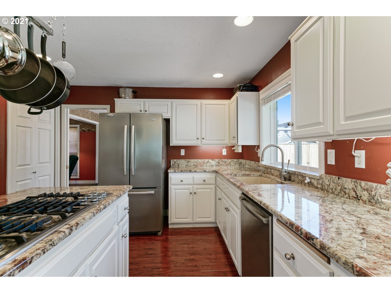1286 Keystone Loop Northeast Keizer, OR 97303 - Photo 16 of 32 Gallery Image 16