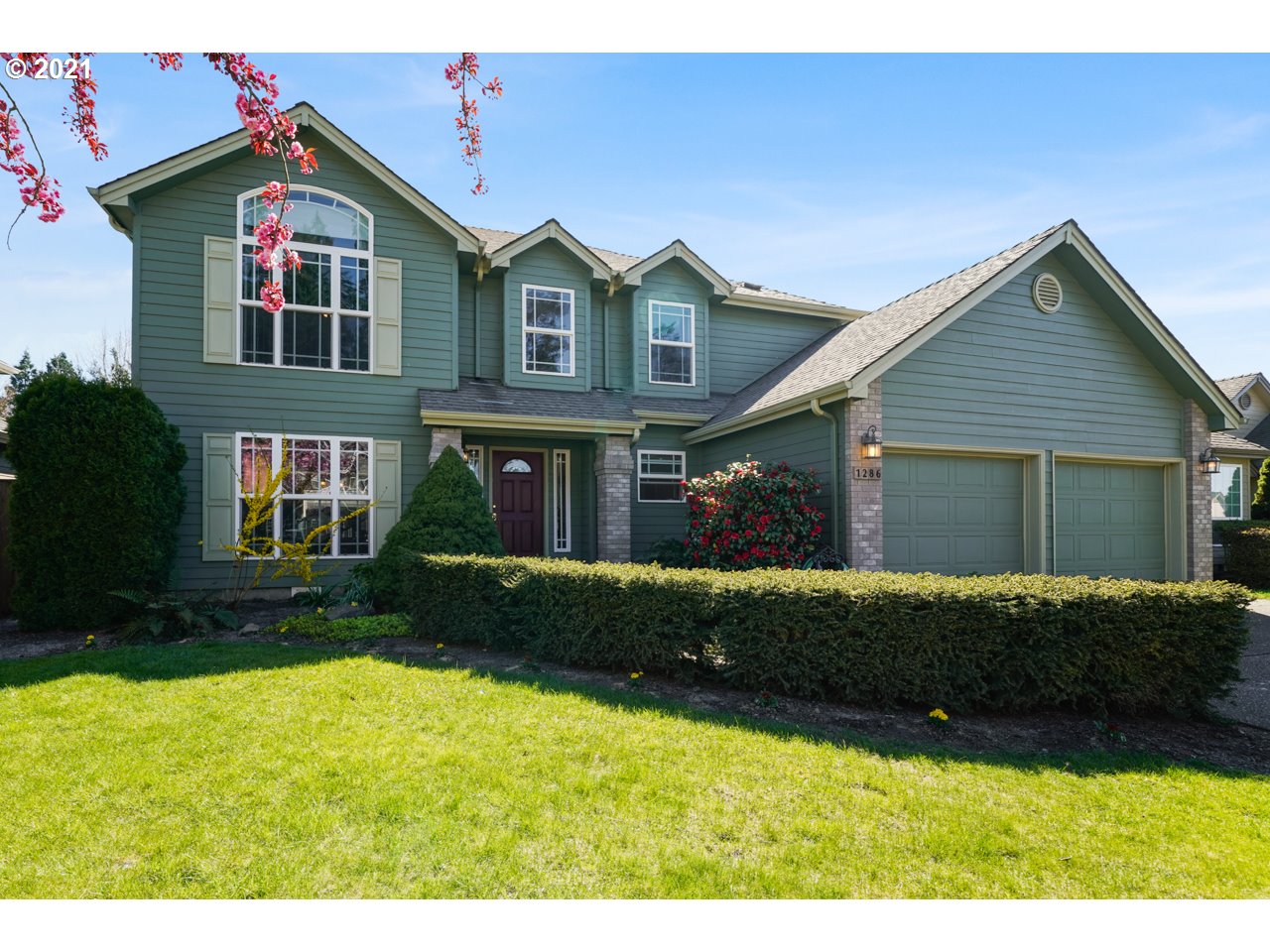 1286 Keystone Loop Northeast Keizer, OR 97303 - Photo 3 of 32 Gallery Image 3