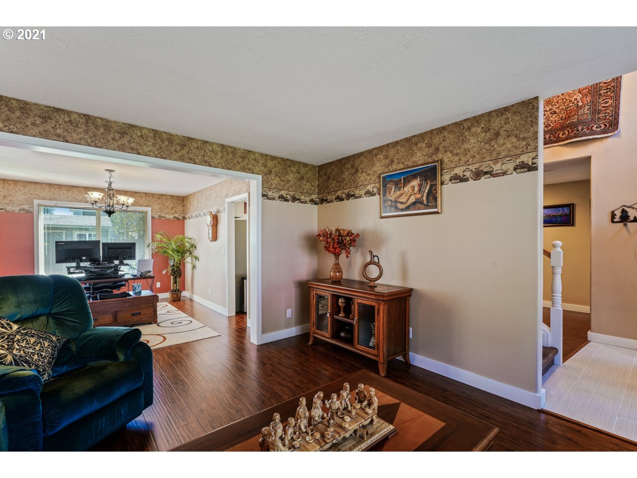 1286 Keystone Loop Northeast Keizer, OR 97303 - Photo 10 of 32 Gallery Image 10