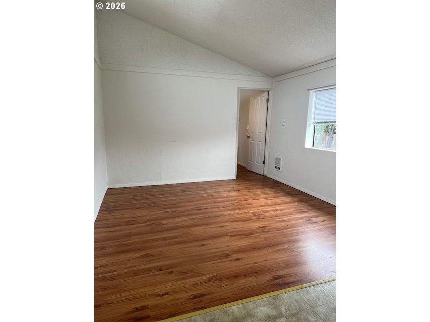 195 17th Street Southeast Bandon, OR 97411 - Photo 5 of 13