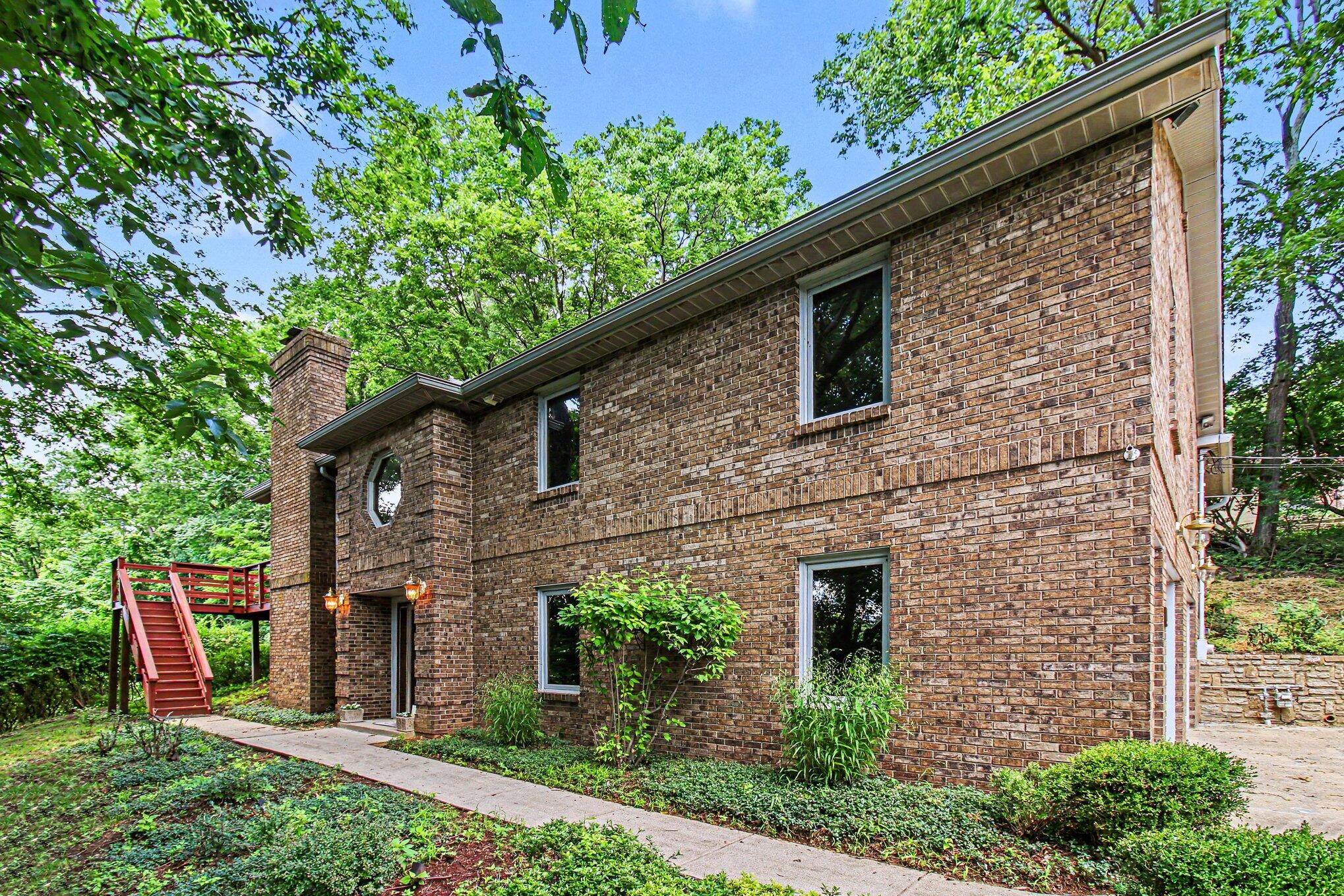 829 Lincoln Road Bellevue, KY 41073 - Photo 2 of 49 file_3410