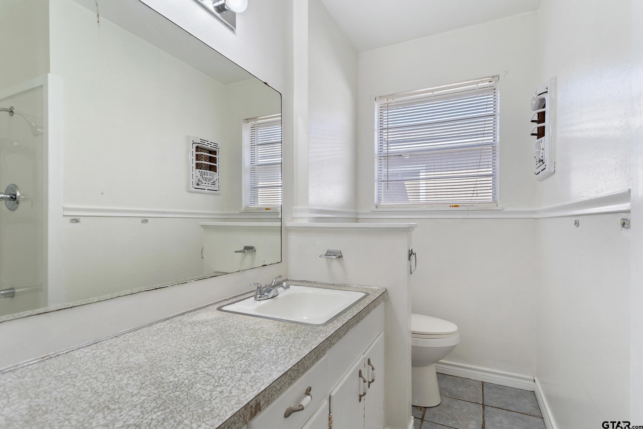 3126 Colgate Avenue Tyler, TX 75701 - Photo 13 of 27