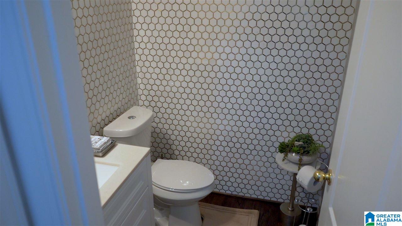 1393 Al Seier Road Birmingham, AL 35226 - Photo 8 of 42