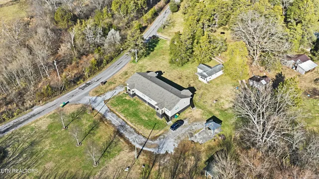 $560,000 | 7500-7502 Old Maynardville Pike, Knoxville, TN 37938