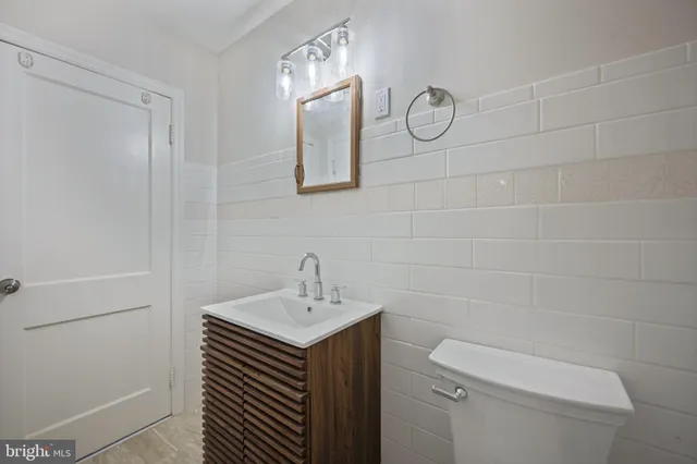 $349,000 | 834 Dorsey Avenue, Essex, MD 21221