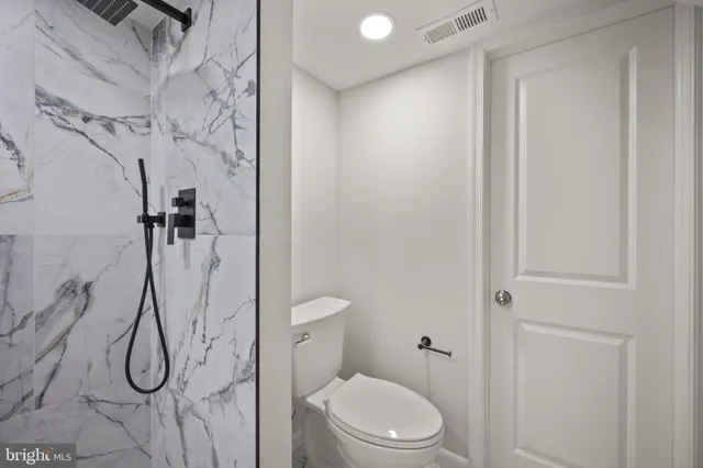 $349,000 | 834 Dorsey Avenue, Essex, MD 21221