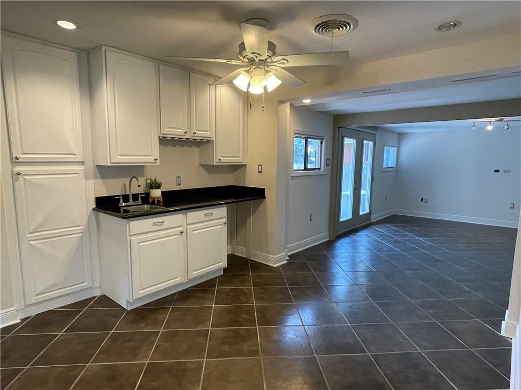 3013 Haring Road Metairie, LA 70006 - Photo 11 of 25 Gallery Image 11