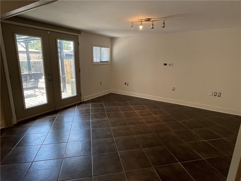 3013 Haring Road Metairie, LA 70006 - Photo 5 of 25 Gallery Image 5