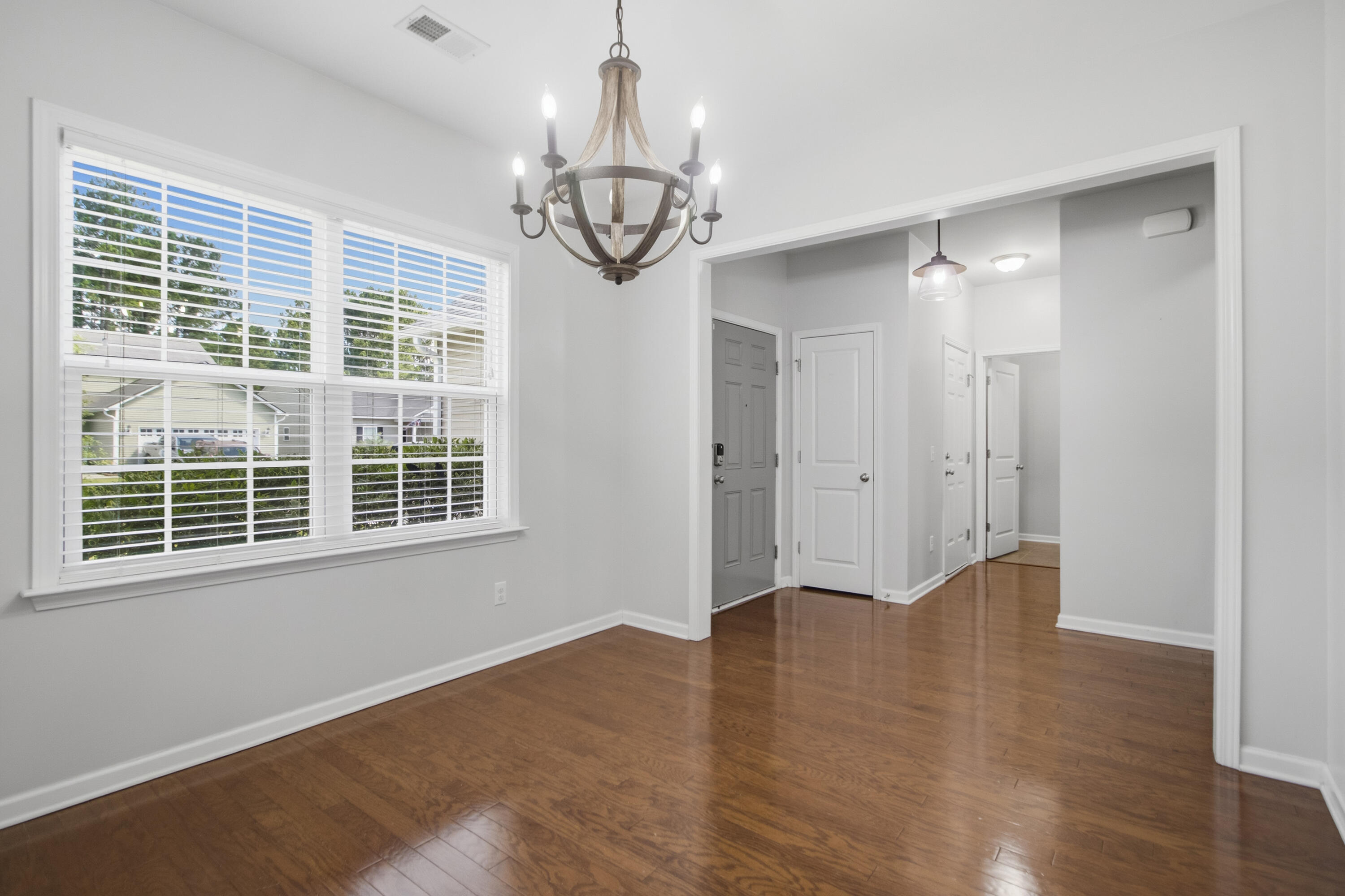 271 Decatur Drive Summerville, SC 29486 - Photo 7 of 61