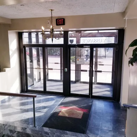 $2,000 | 111 Mulberry Street, Unit 1E, Newark, NJ 07102