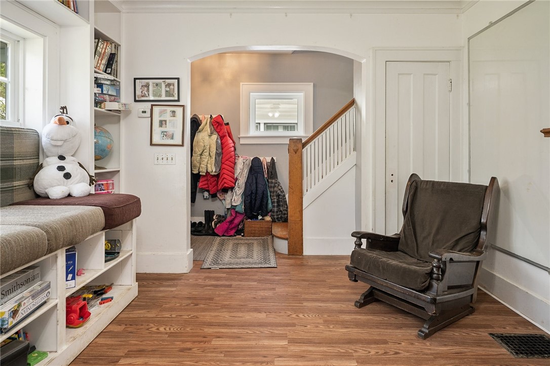 171 Harding Road Rochester, NY 14612 - Photo 2 of 23