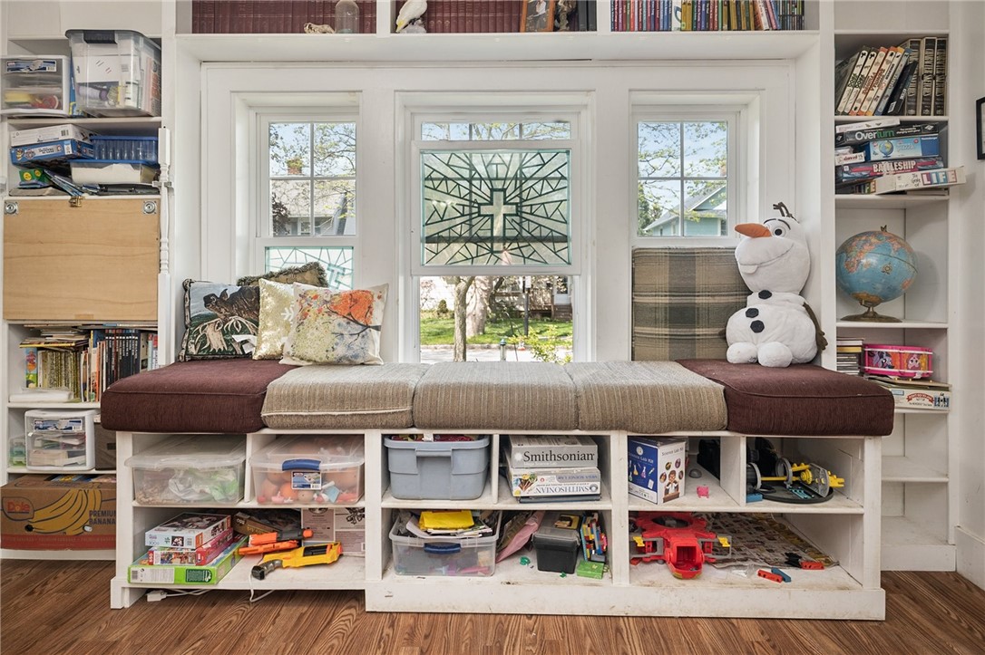 171 Harding Road Rochester, NY 14612 - Photo 6 of 23