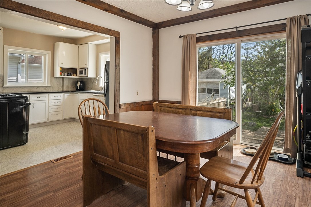 171 Harding Road Rochester, NY 14612 - Photo 7 of 23