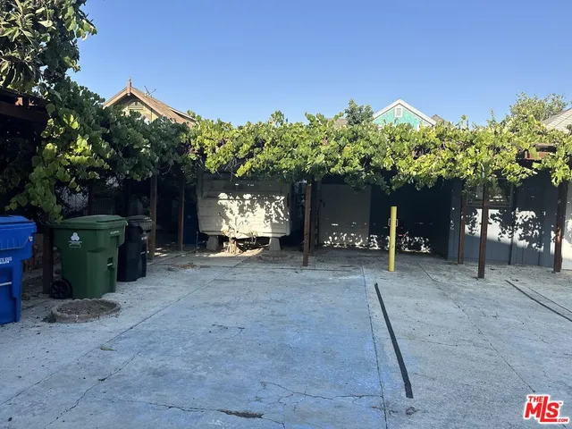 $1,200,000 | 2506 Juliet Street, Los Angeles, CA 90007