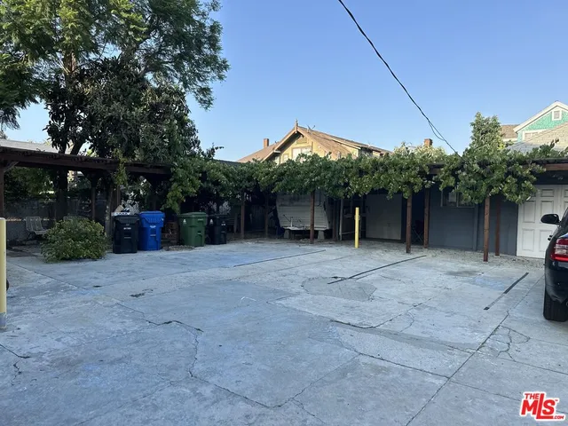 $1,200,000 | 2506 Juliet Street, Los Angeles, CA 90007