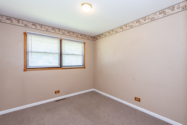 3123 23rd Street Zion, IL 60099 - Photo 24 of 28