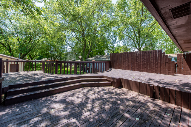 3123 23rd Street Zion, IL 60099 - Photo 7 of 28