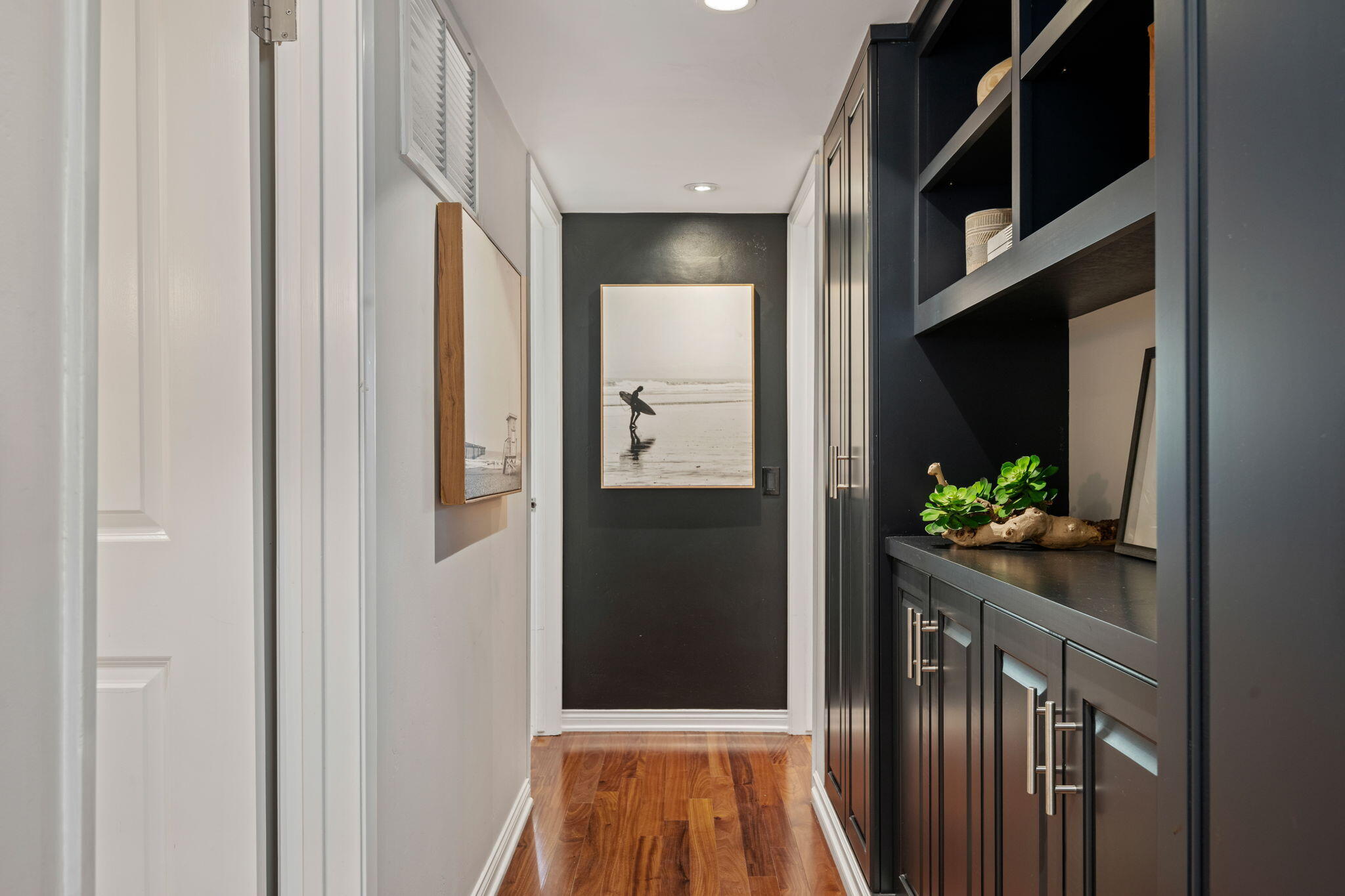 1701 Anacapa Street, Unit 9 Santa Barbara, CA 93101 - Photo 13 of 28 a view of entryway