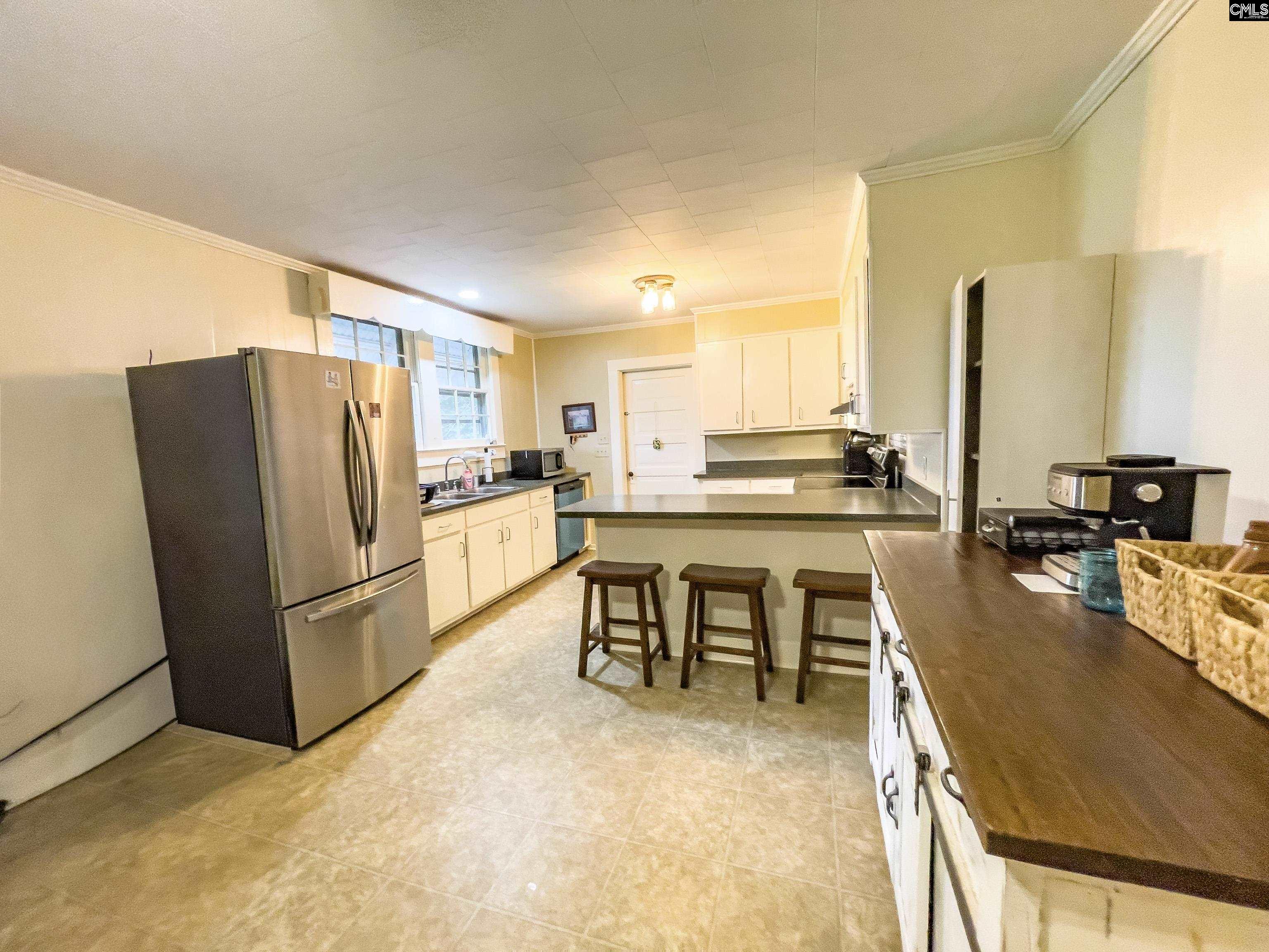 411 Gary Street Whitmire, SC 29178 - Photo 4 of 27