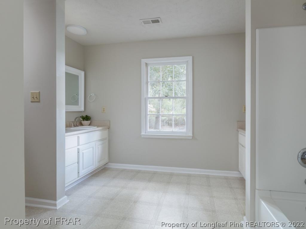 2078 Graham Road Fayetteville, NC 28304 - Photo 15 of 26 Gallery Image 15