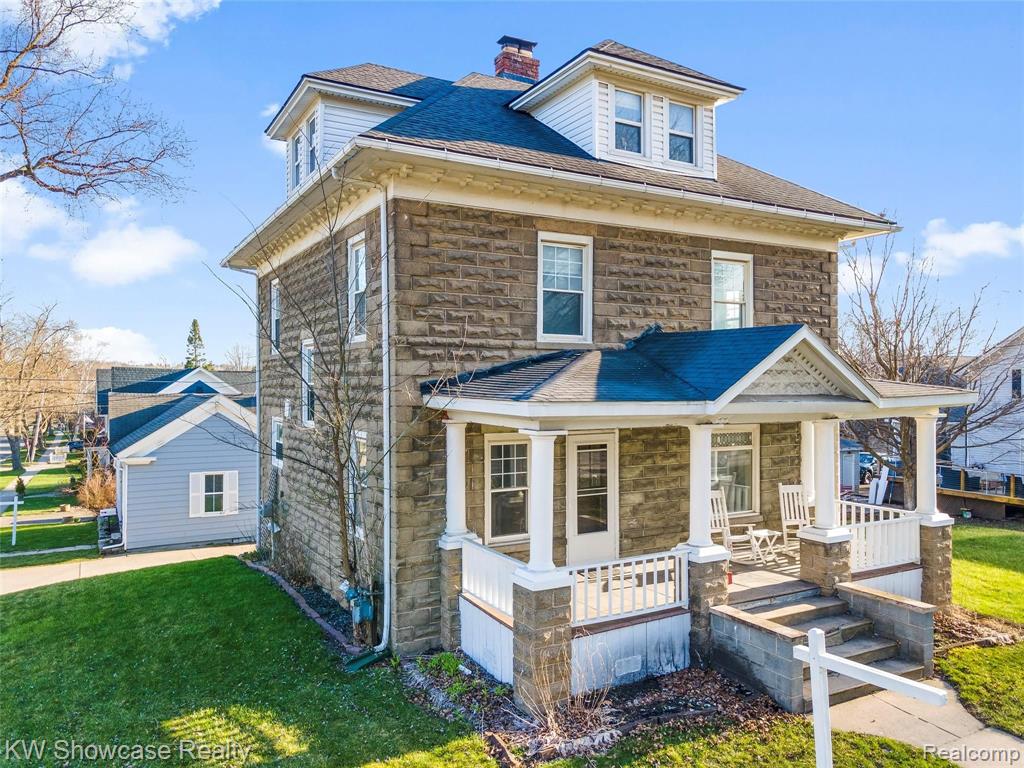 322 West Commerce Street Milford, MI 48381 - Photo 1 of 35