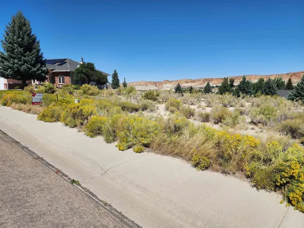 $95,000 | 110 Collier Circle, Green River, WY 82935