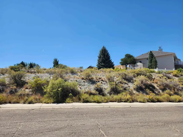 $95,000 | 110 Collier Circle, Green River, WY 82935