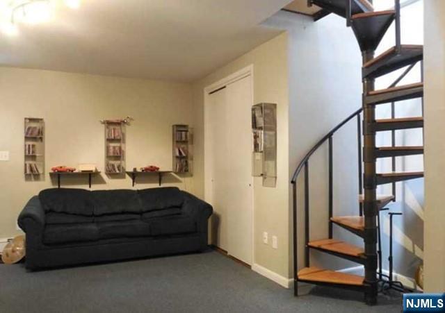 84 Colgate Avenue Paramus, NJ 07652 - Photo 11 of 14