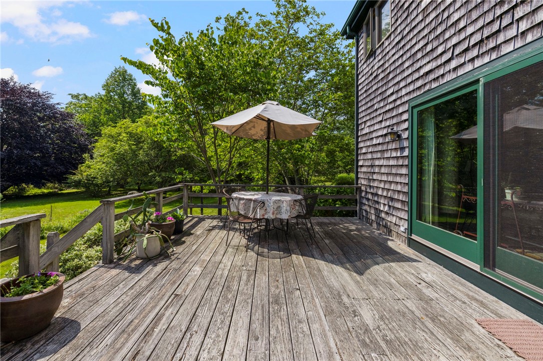 856 North Main Road Jamestown, RI 02835 - Photo 31 of 49
