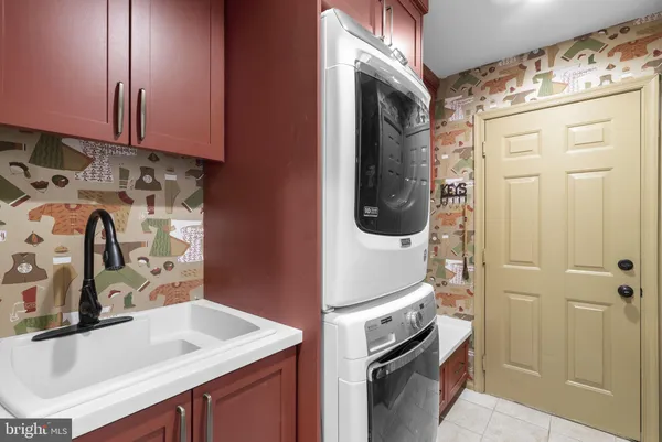 $875,000 | 6841 Caravan Court, Columbia, MD 21044