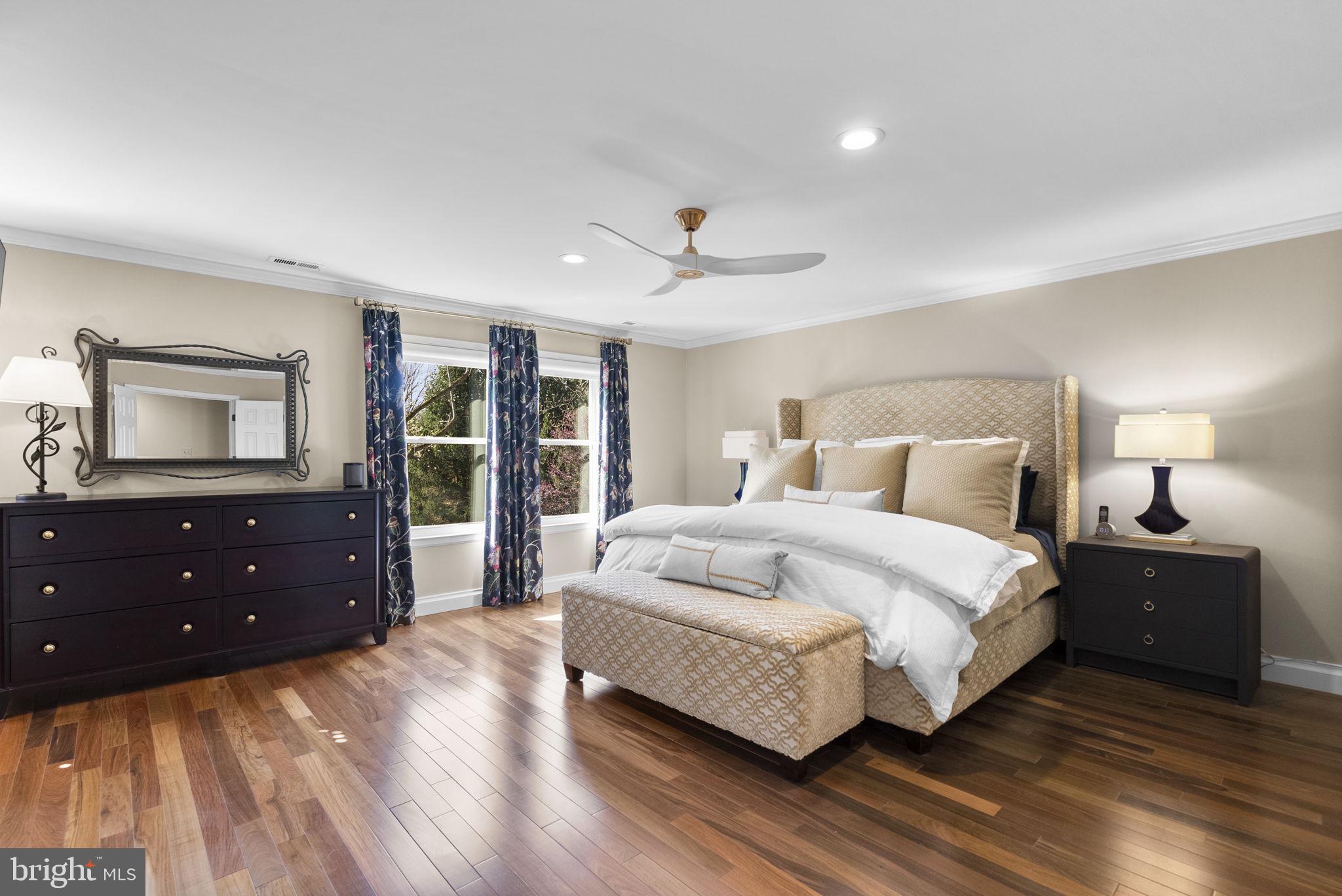 6841 Caravan Court Columbia, MD 21044 - Photo 19 of 41 Primary Bedroom with gorgeous maple floors